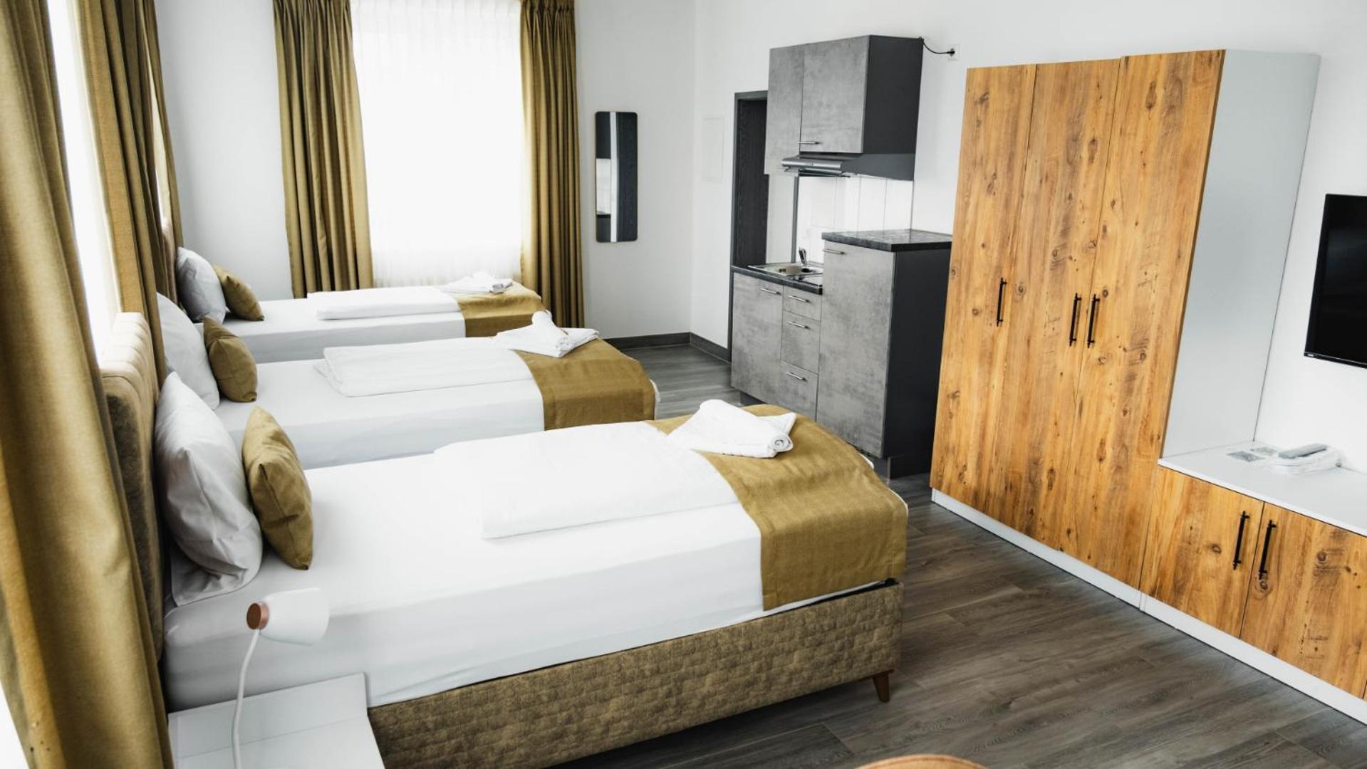 E&B Hotel 코르브 외부 사진