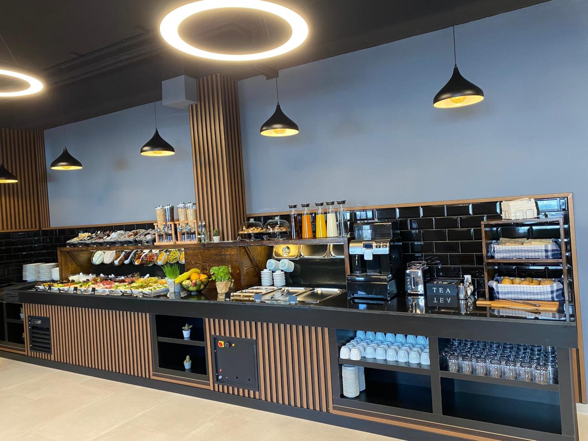 E&B Hotel 코르브 외부 사진